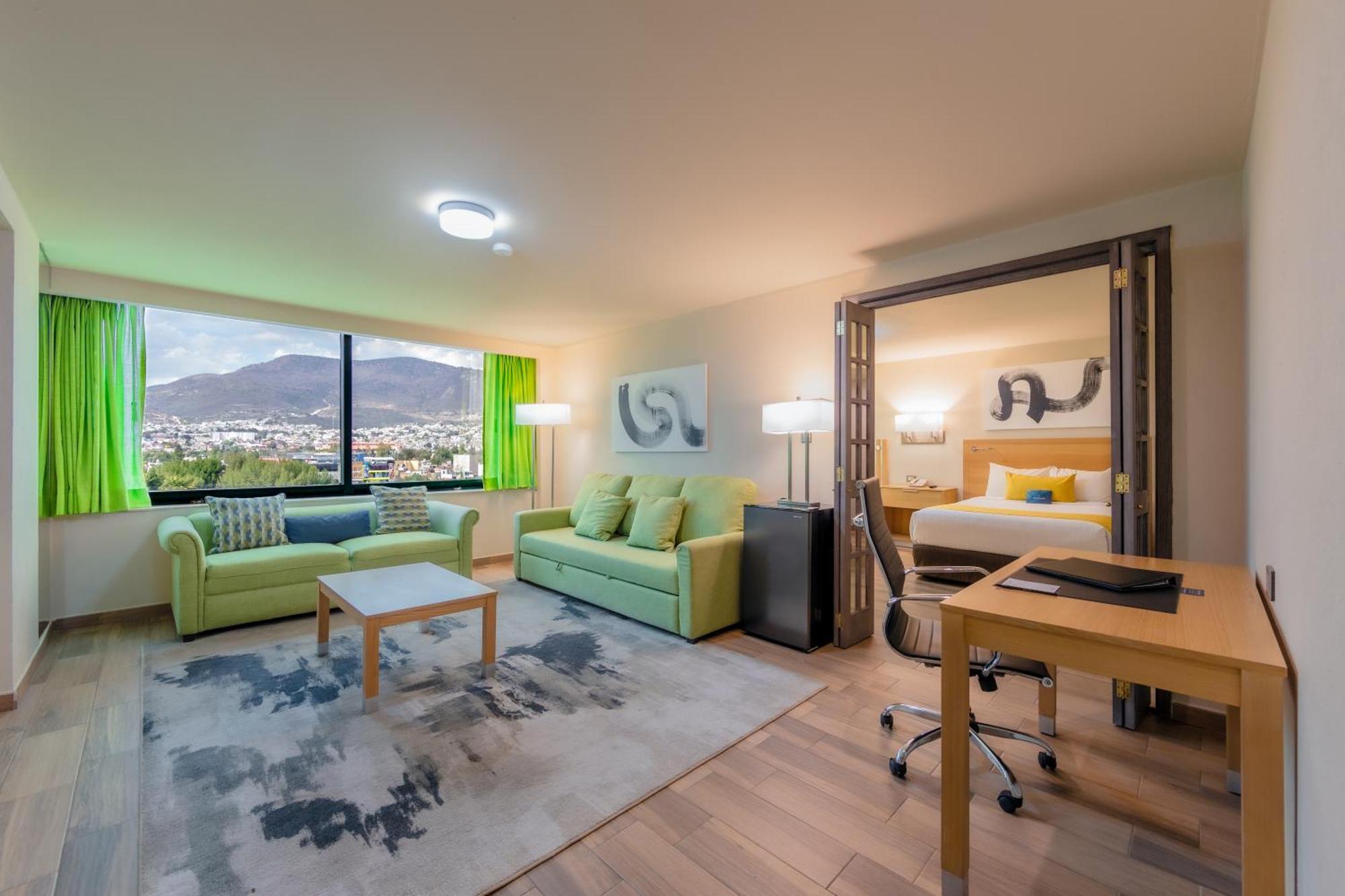 Hotel La Joya Pachuca Exterior foto A typical studio apartment